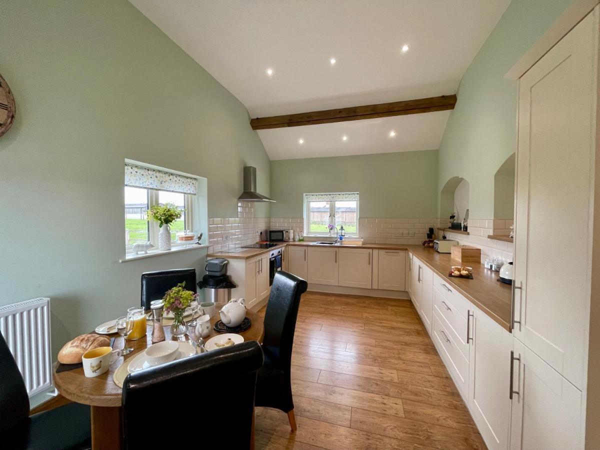 Fieldsview Villa Wrexham Eksteriør billede
