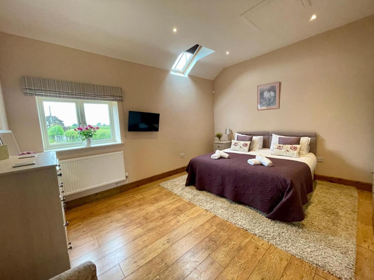 Fieldsview Villa Wrexham Eksteriør billede